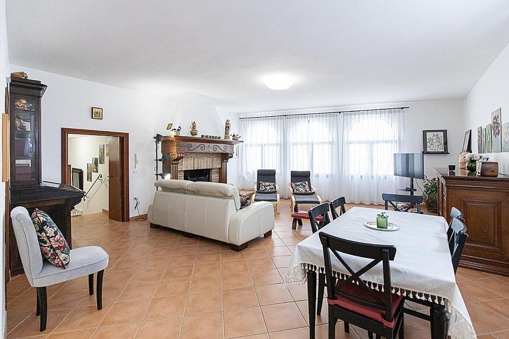 Gallery image 12758