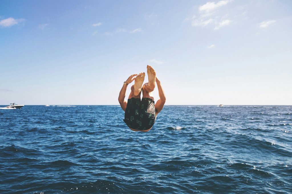 A Plunge into strategy
