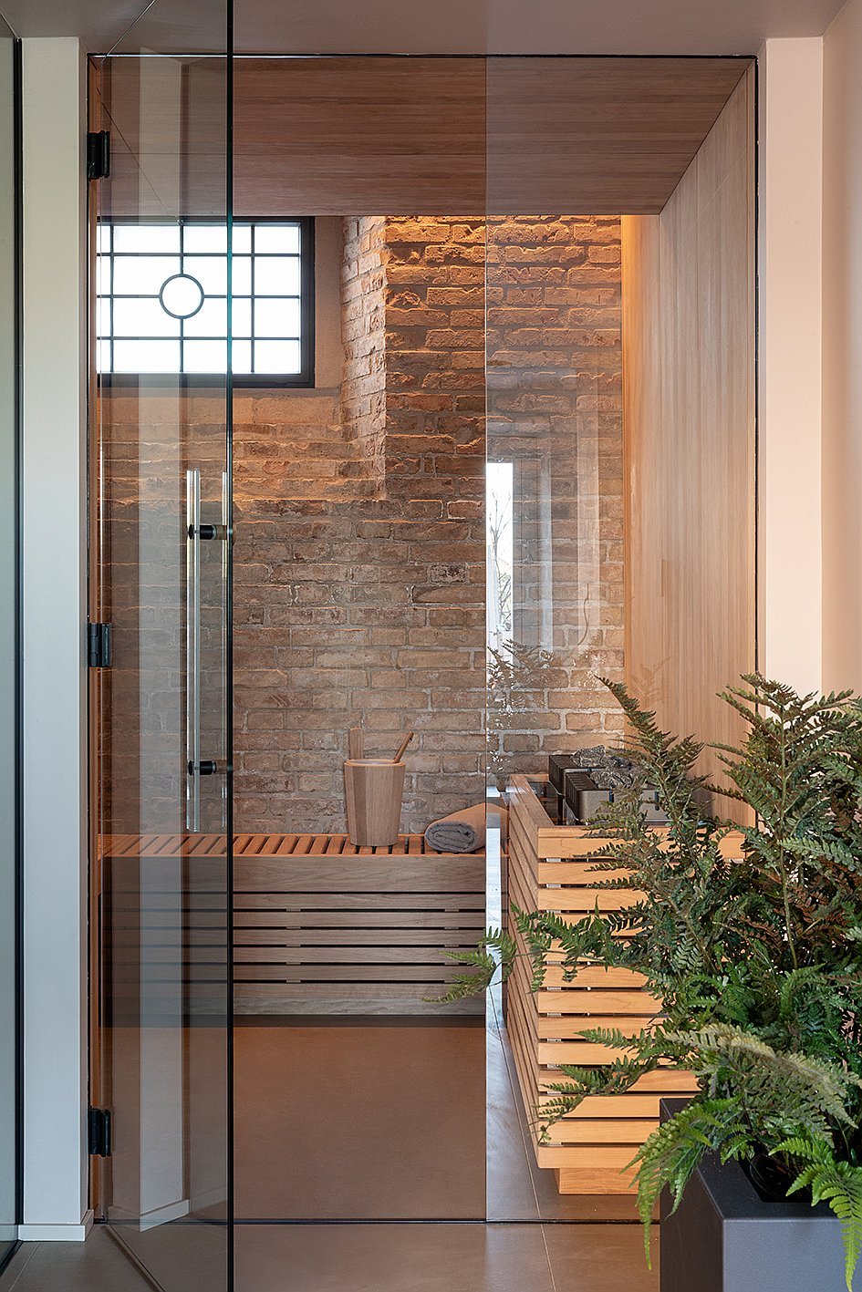 Venue image 906