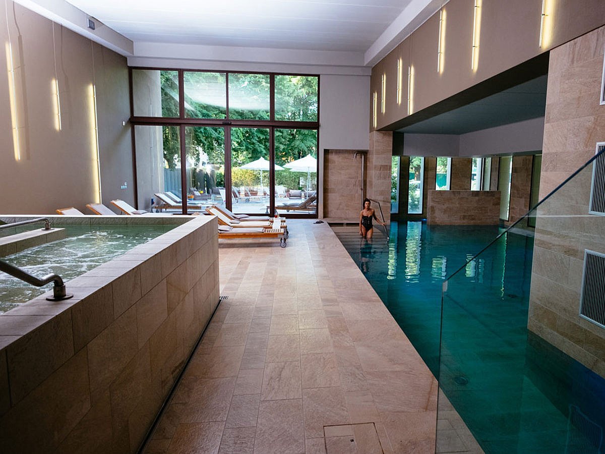 Gallery image 10684