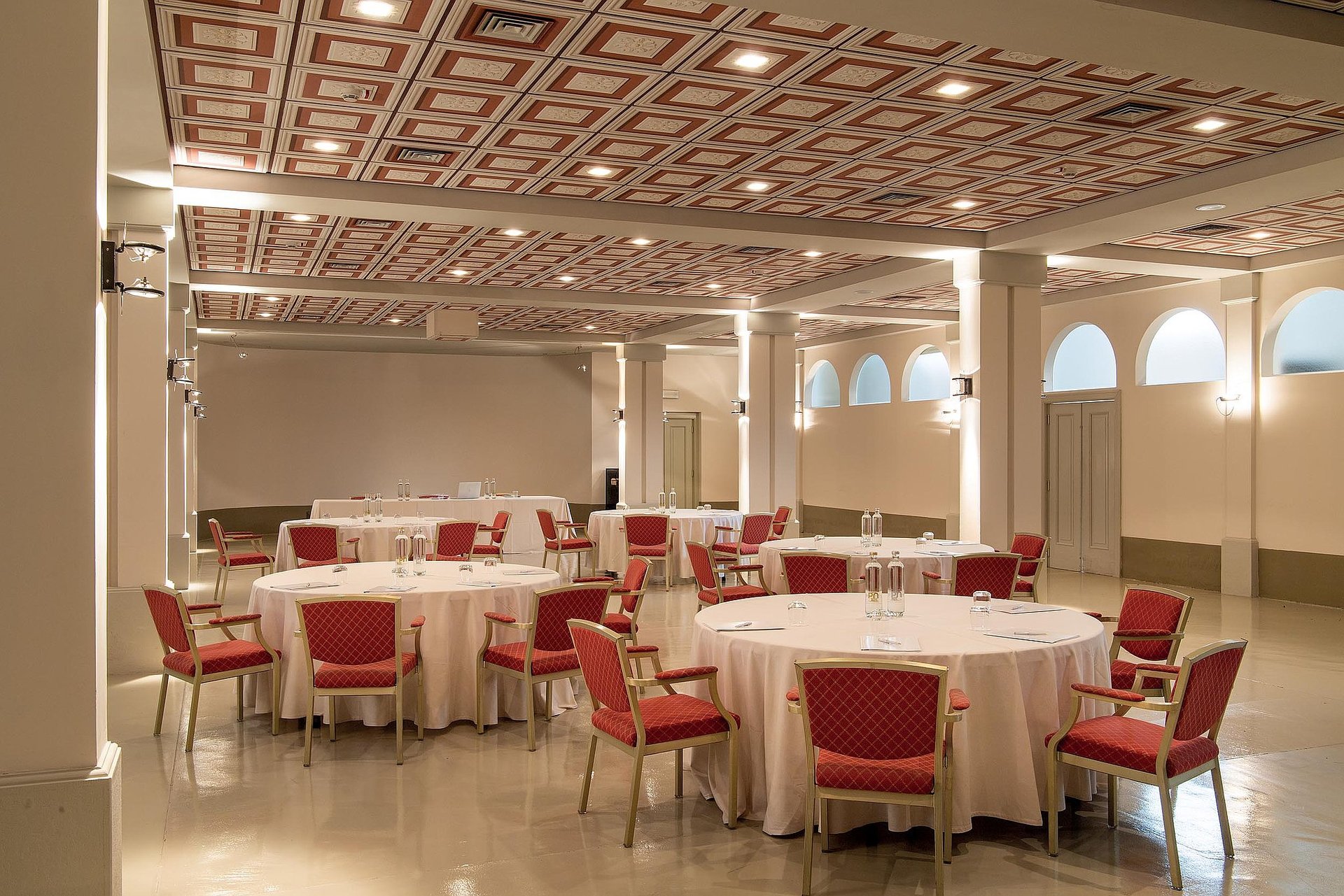 Venue image 10700
