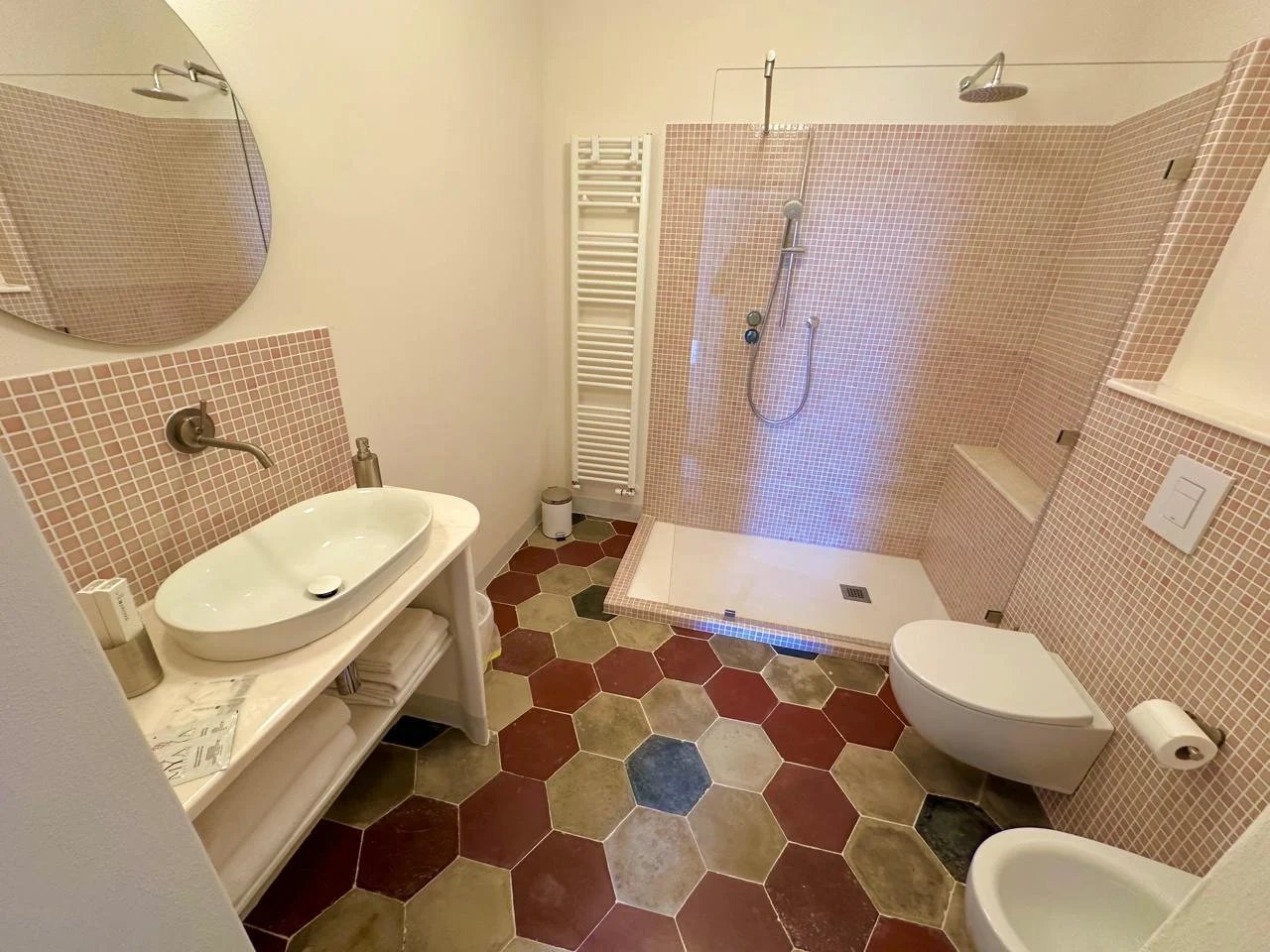 Gallery image 15792