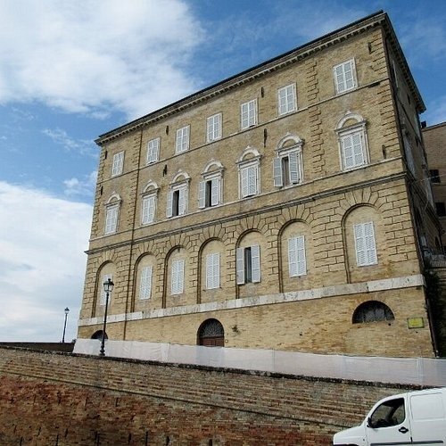 Gallery image 15047