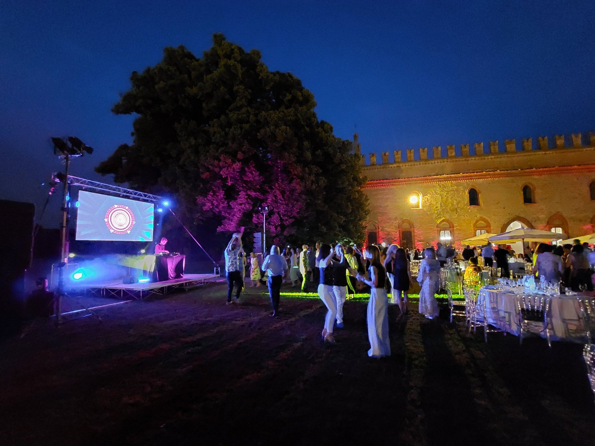 Gallery image 16463