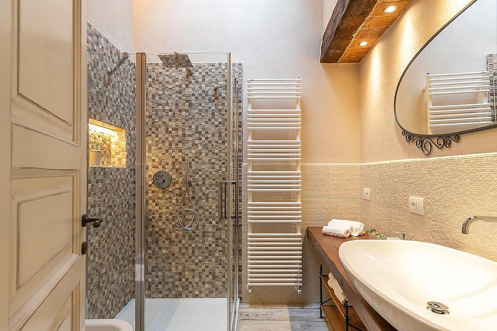 bathroom_2
