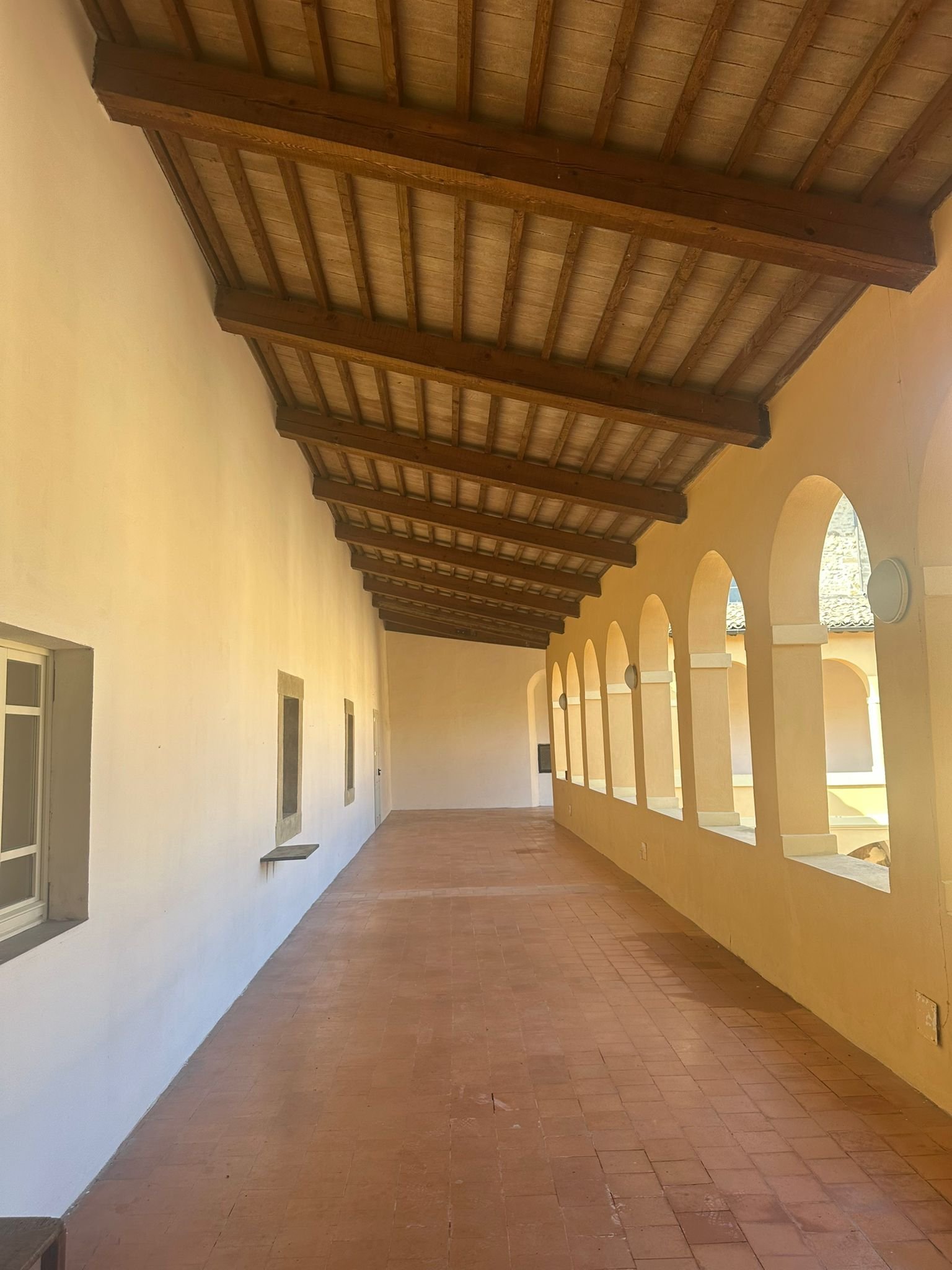 Gallery image 18100