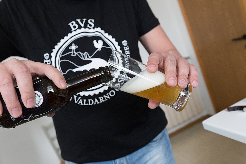 Visit craft brewery with tasting beer smartway