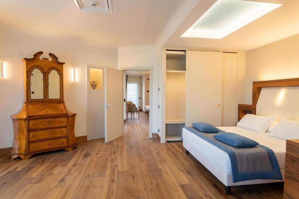 Venue image 1641