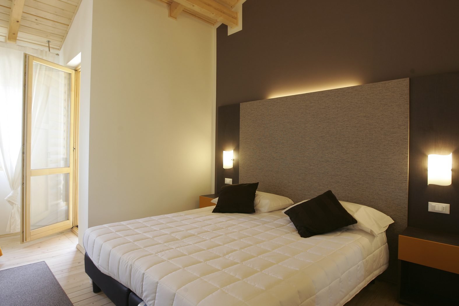 Gallery image 13645