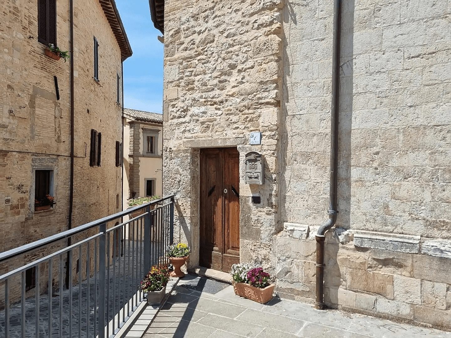 la- porticina-nocera-umbra3