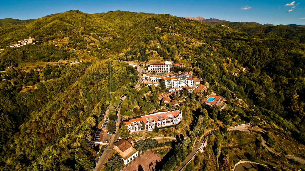 Work, Play & Unwind in the Rolling Hills