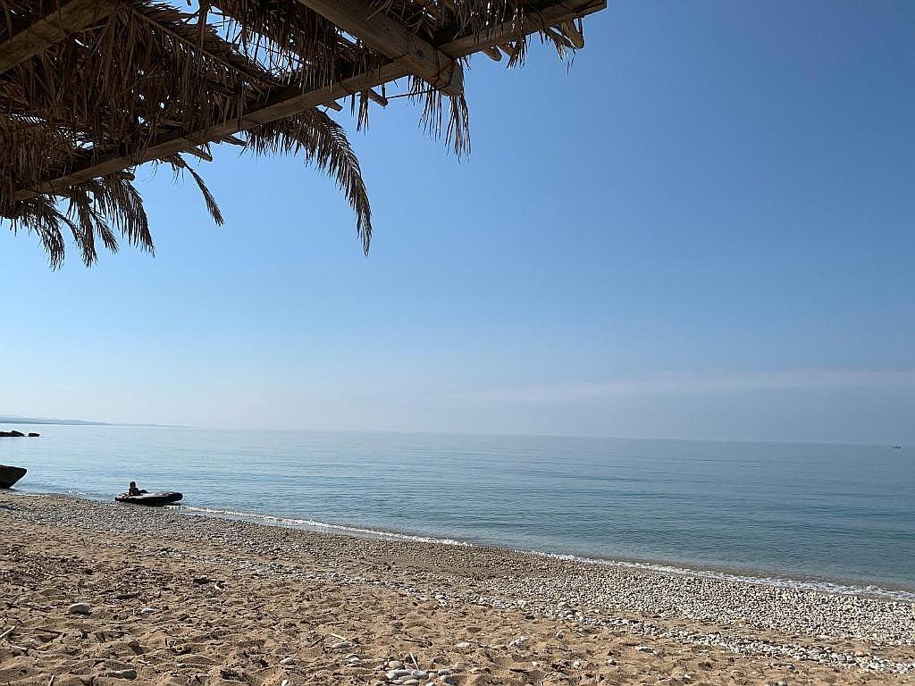 beach 3
