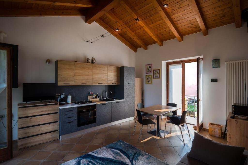 Gallery image 17503