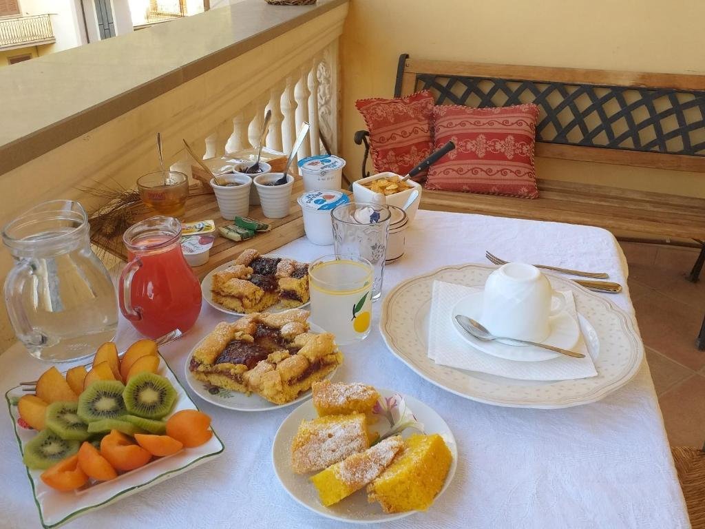 Gallery image 14353
