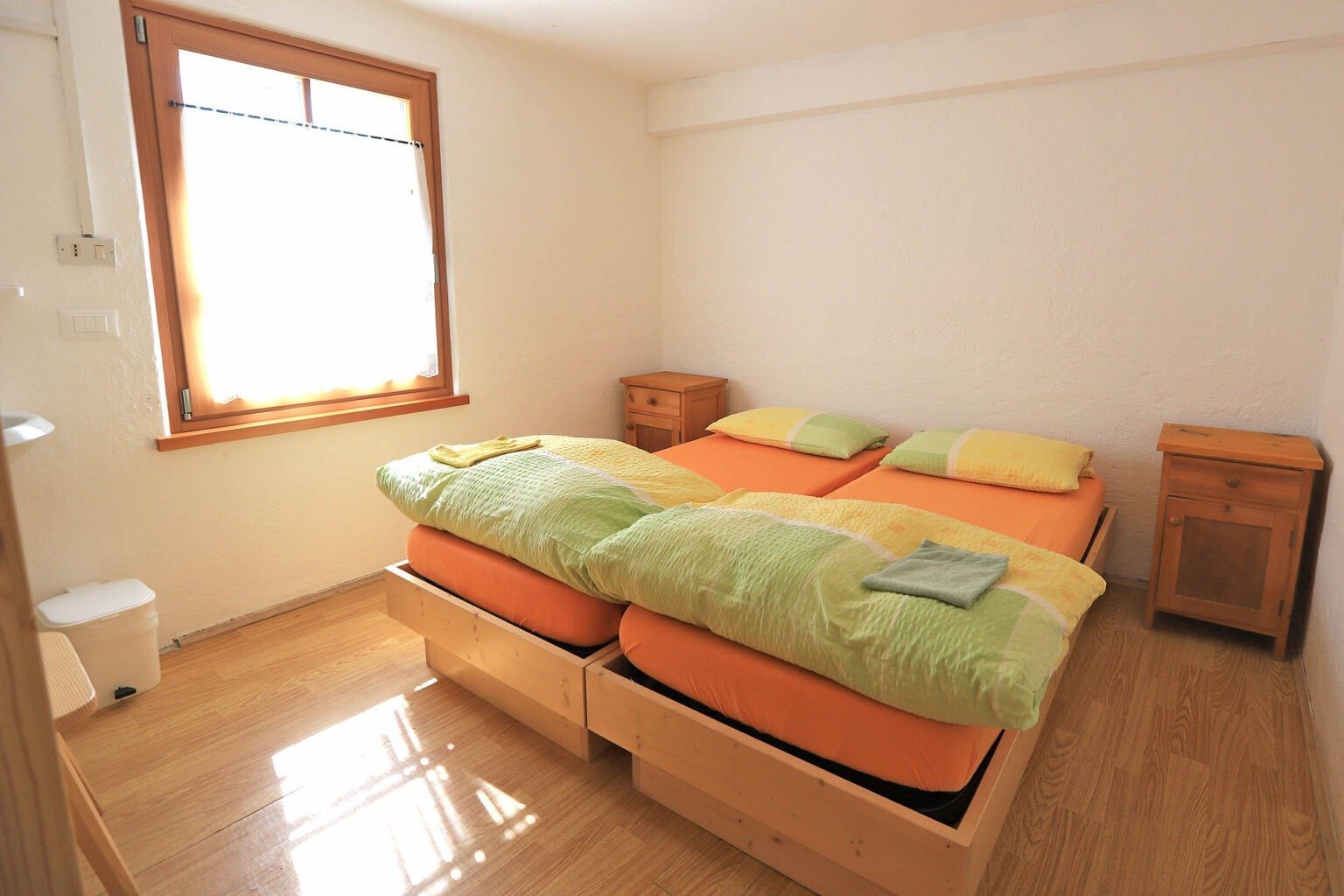 Gallery image 17757