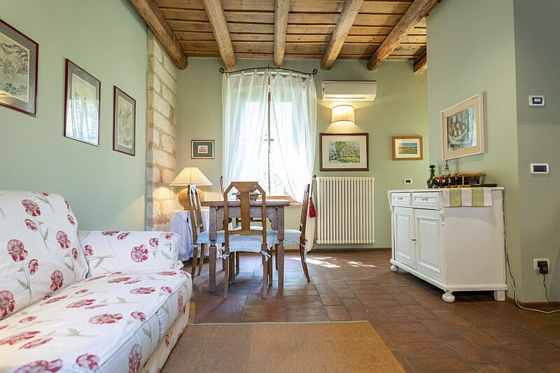 Gallery image 679
