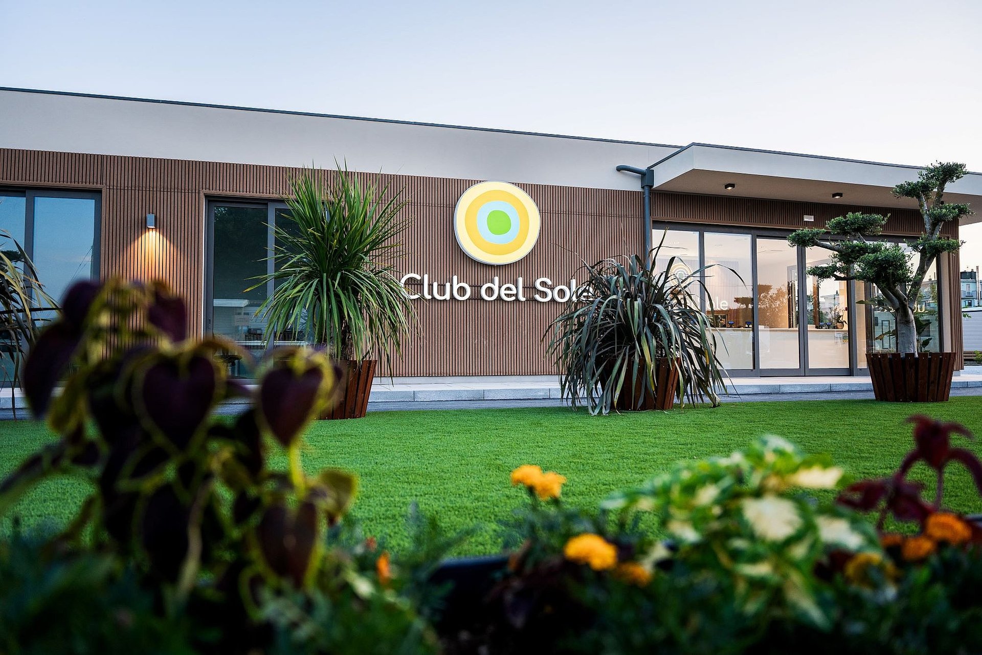 Venue image 590