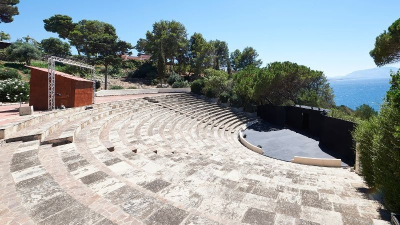 Venue image 1574