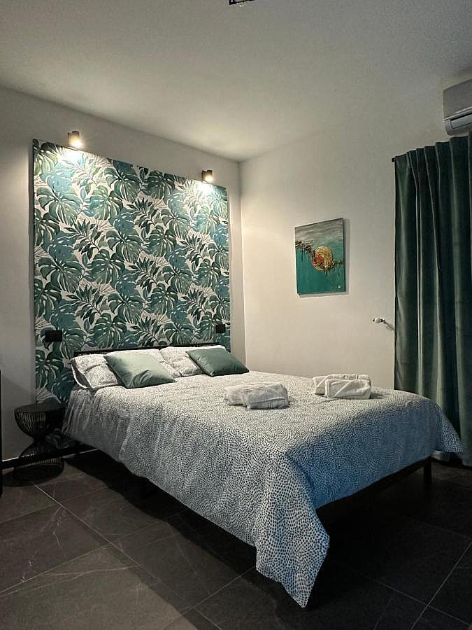 Gallery image 11904