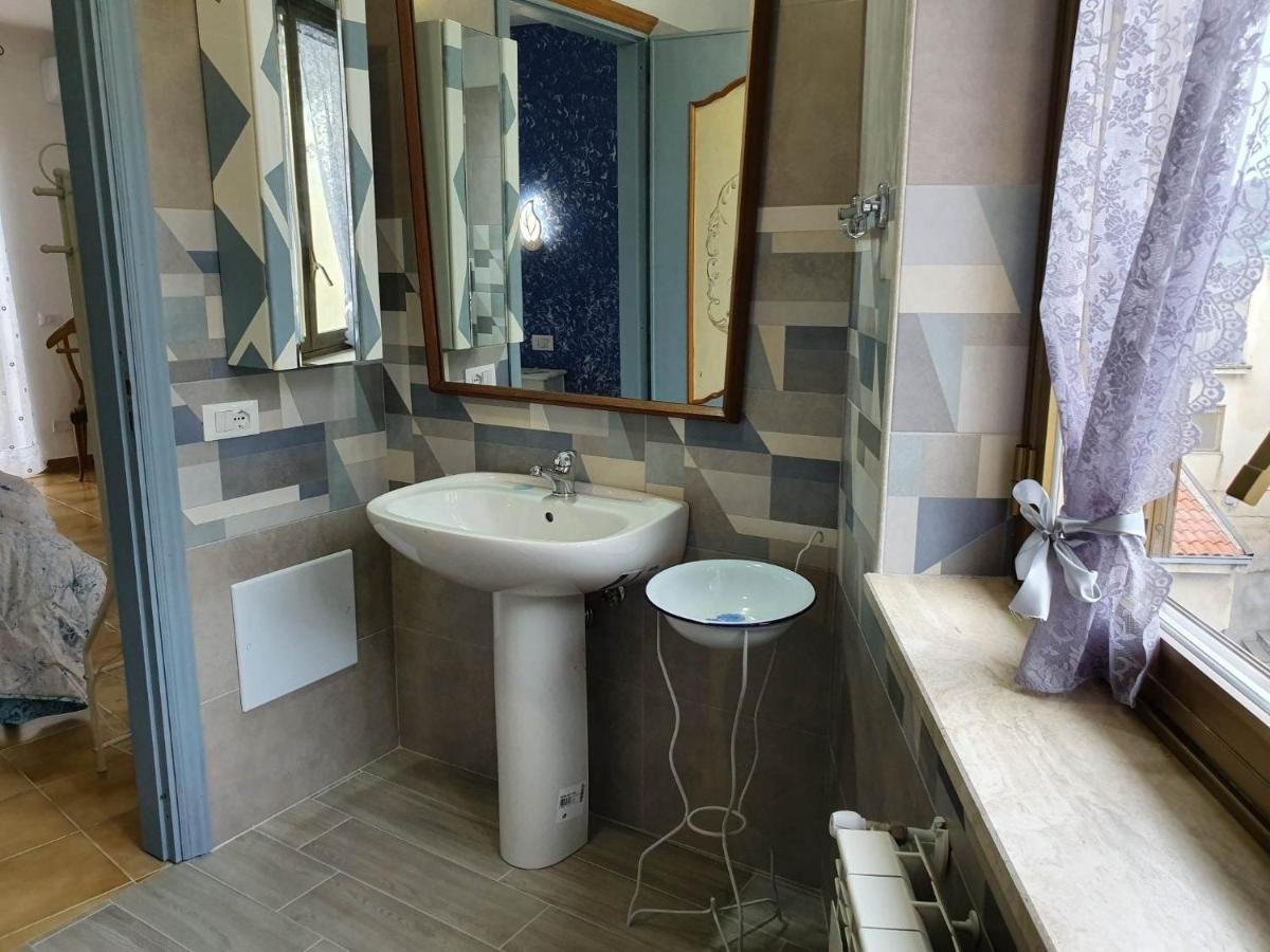 Gallery image 14238