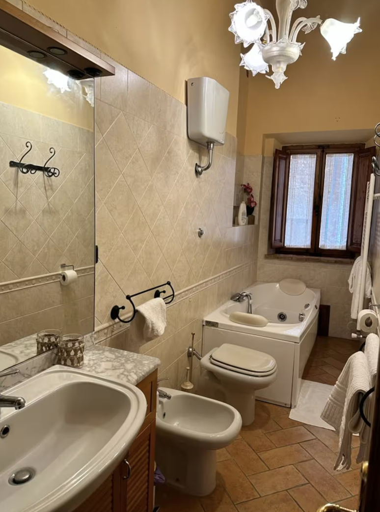 Gallery image 15979