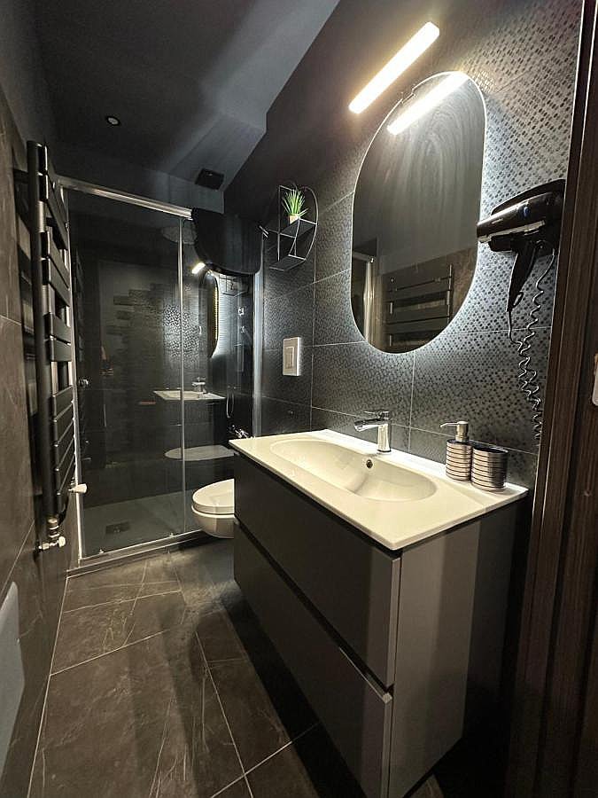 Gallery image 11913